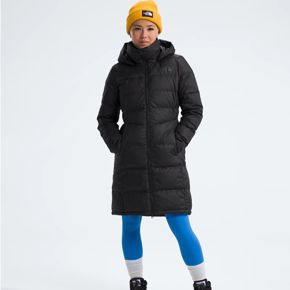 Size Med — NWOT North Face Long Puffer Jacket
